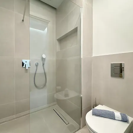 Daire Luxurious Penthouse Centre *